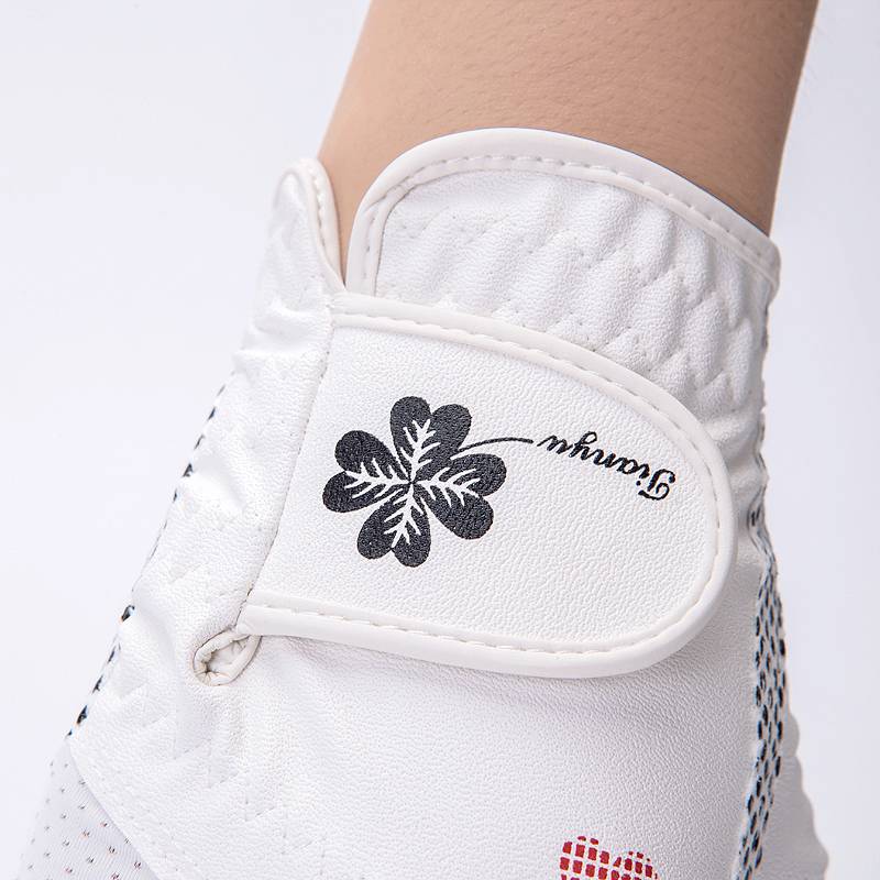 Two pairs of free -term golf gloves female Korean version of anti -slip gloves palm cardiac silicone granules left and right hands