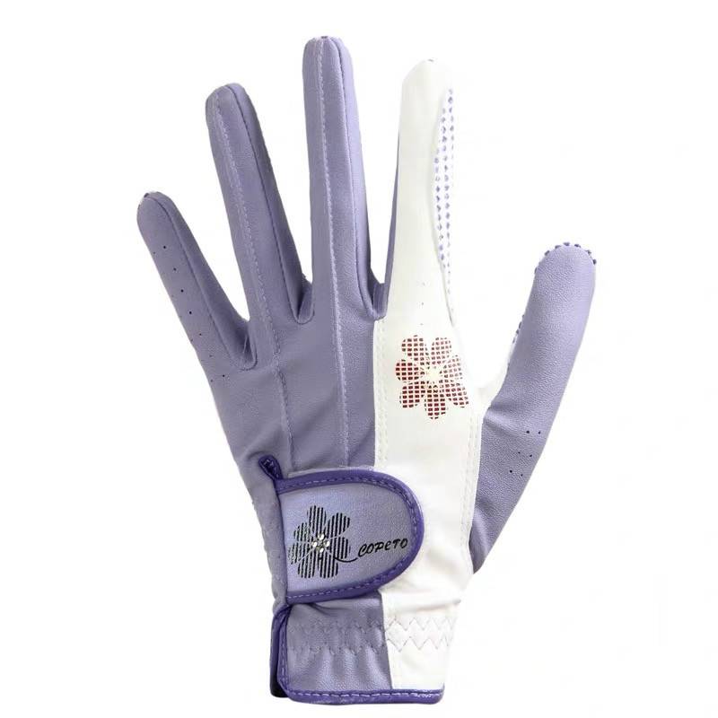 Purple hands [22 yards]