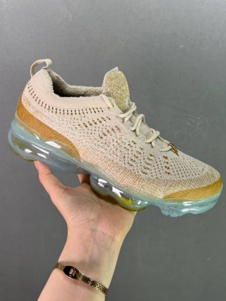 2024, a new one, full-on-air running shoes