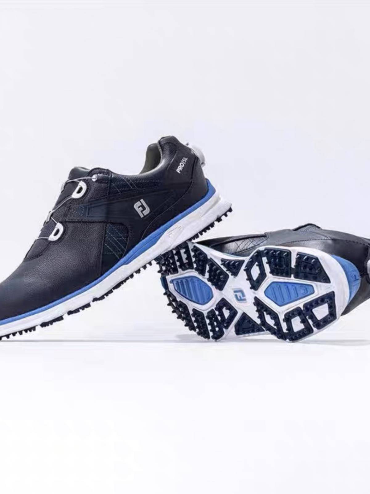 New 2024 golf shoes for a guy with a waterproof and smoother golf to a boa Golf