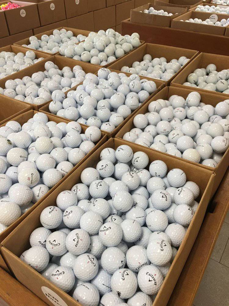 Golf practice ball titleist Prov1 x Tyler Mekarahawonma Tatelis