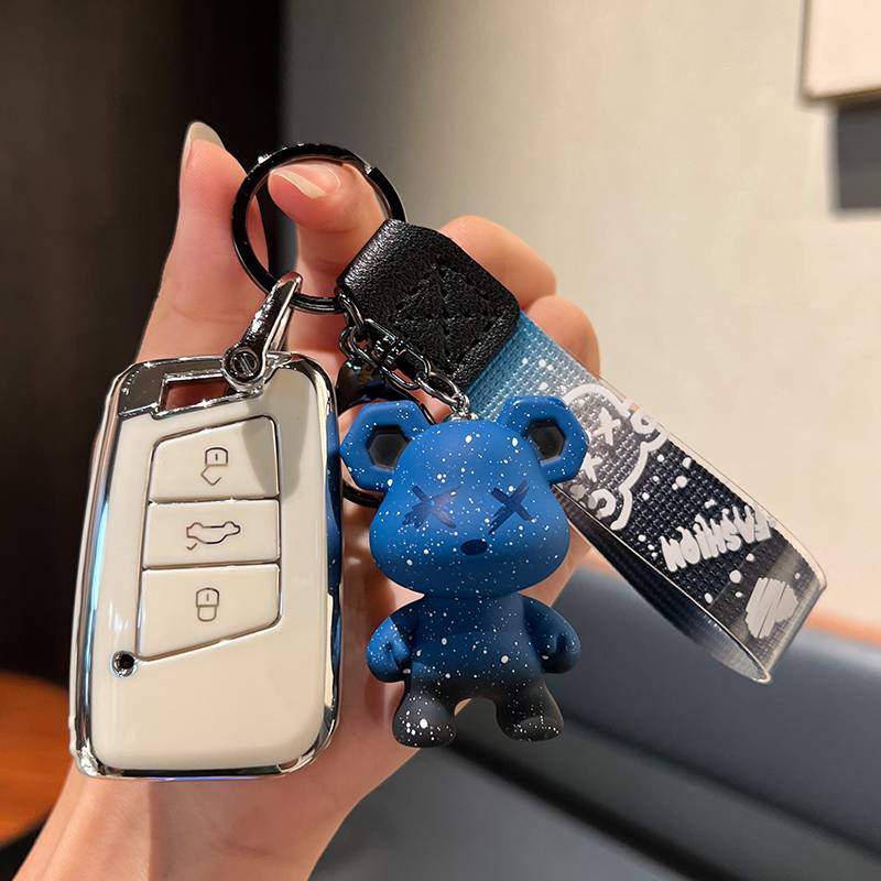 Volkswagen C] Smart 3 key [Single shell white]+blue violent bear pendant