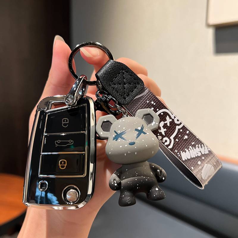 Volkswagen B model-folding 3 keys [single shell black]+gray violent bear pendant