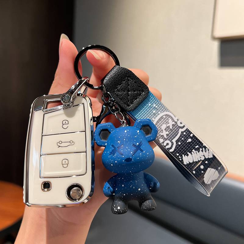 Volkswagen B model-folding 3 keys [single shell white]+blue violent bear pendant