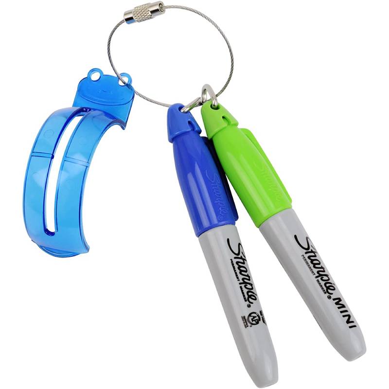 Blue threader (pen: blue+yellow green)
