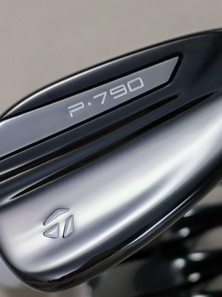 TayLormade Taylorme Golf Plus P790 Black Samurai Limited Version No. 7 Iron Exercise Ring