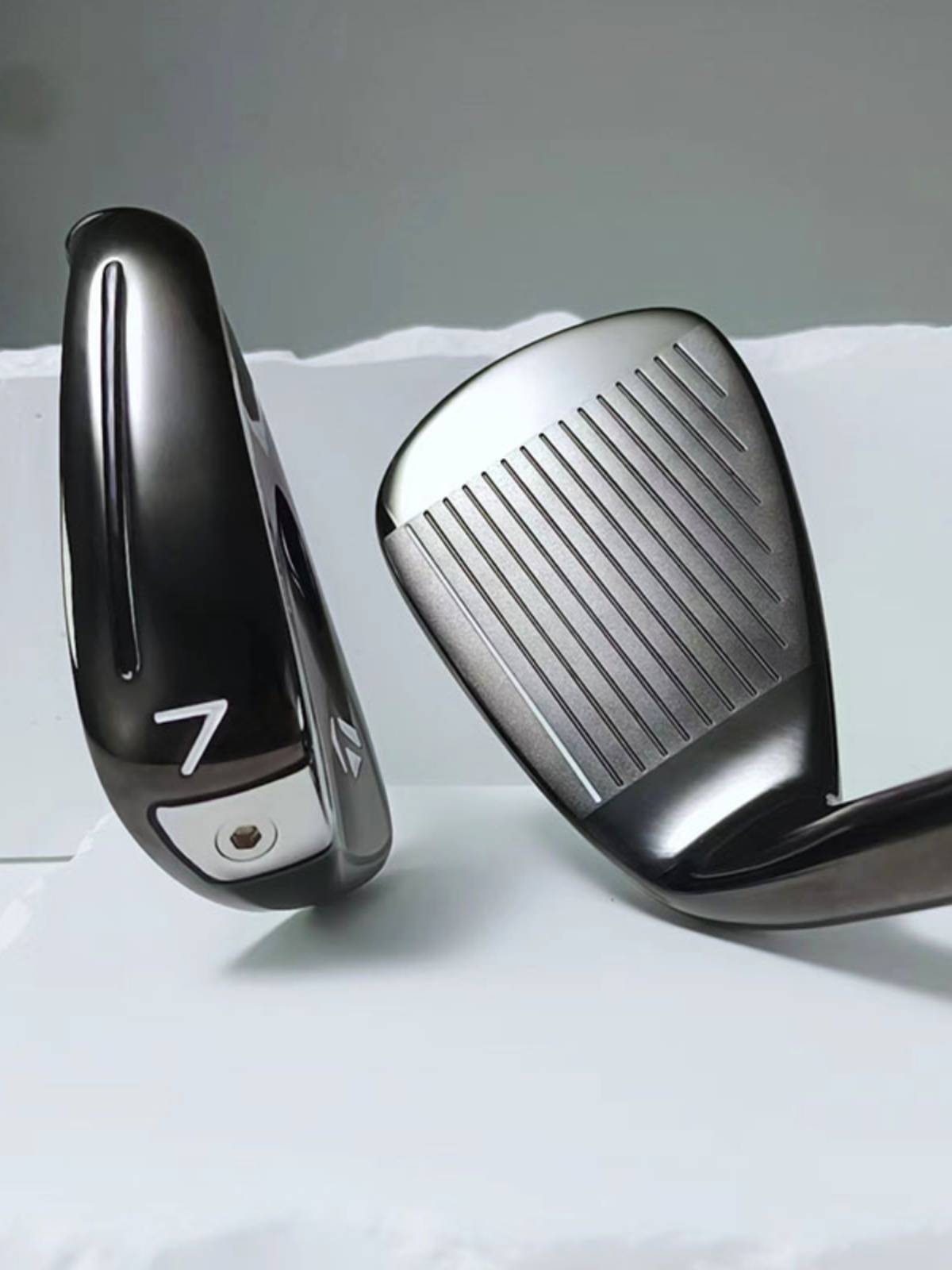 TayLormade Taylorme Golf Plus P790 Black Samurai Limited Version No. 7 Iron Exercise Ring