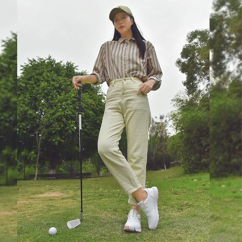 Golf-shoe lovers light and comfy, waterproof, retort-proof