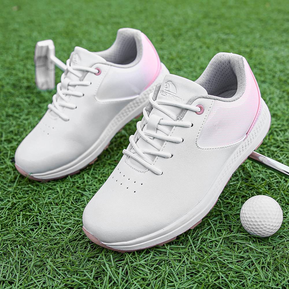The golf couple is light and comfy