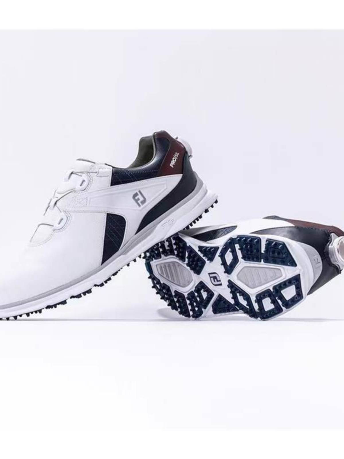 New golf shoes for a guy with a waterproof and smoother golf nailed BoA Golf real man shoes