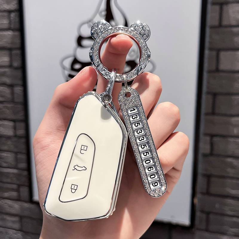 Volkswagen J style-smart 3 key [single shell white]+silver astronaut diamond buckle+silver number plate