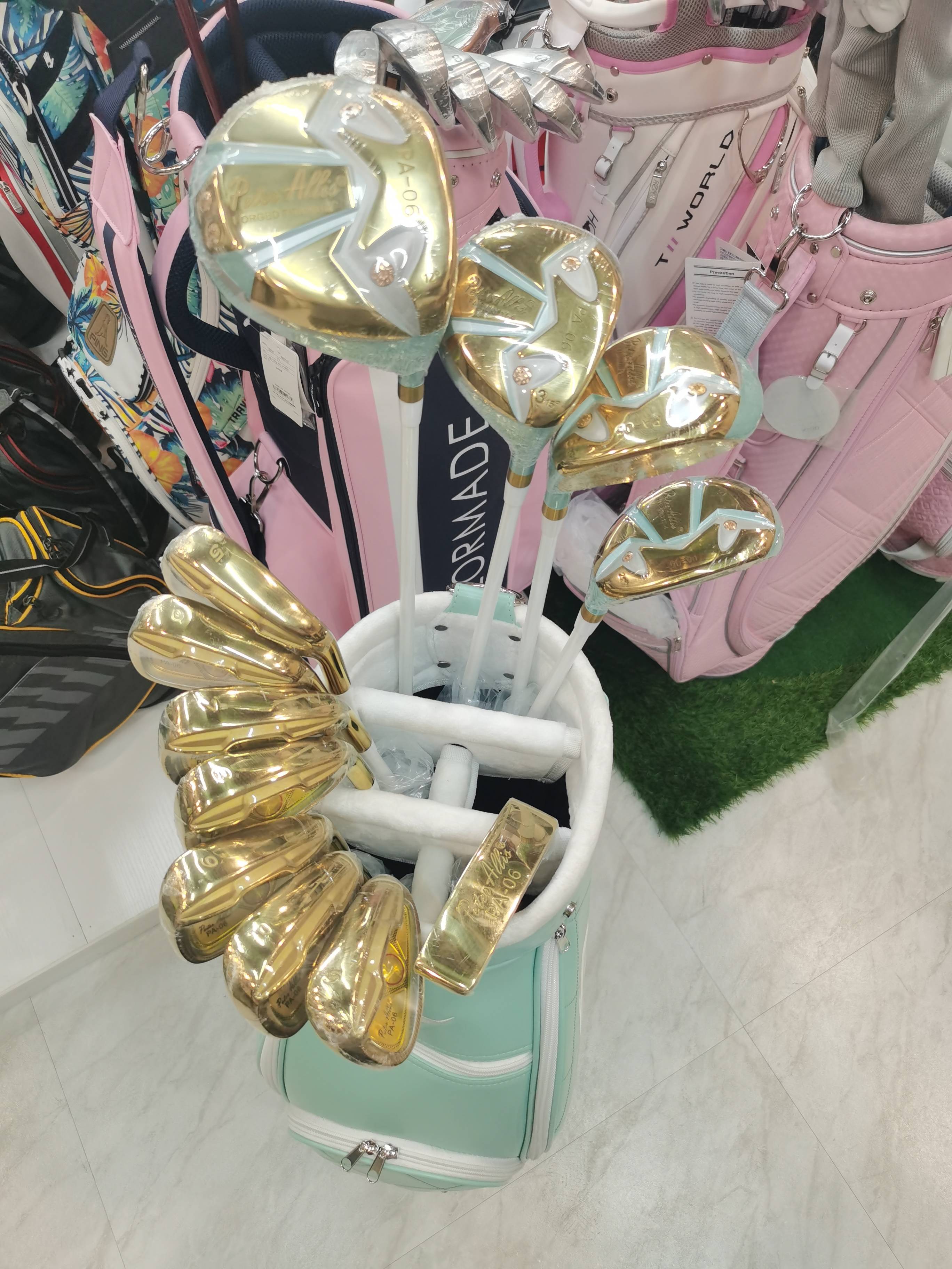 The new original imported DAIWA golf club lady new beginner's new beginner cock carbon ultra -light