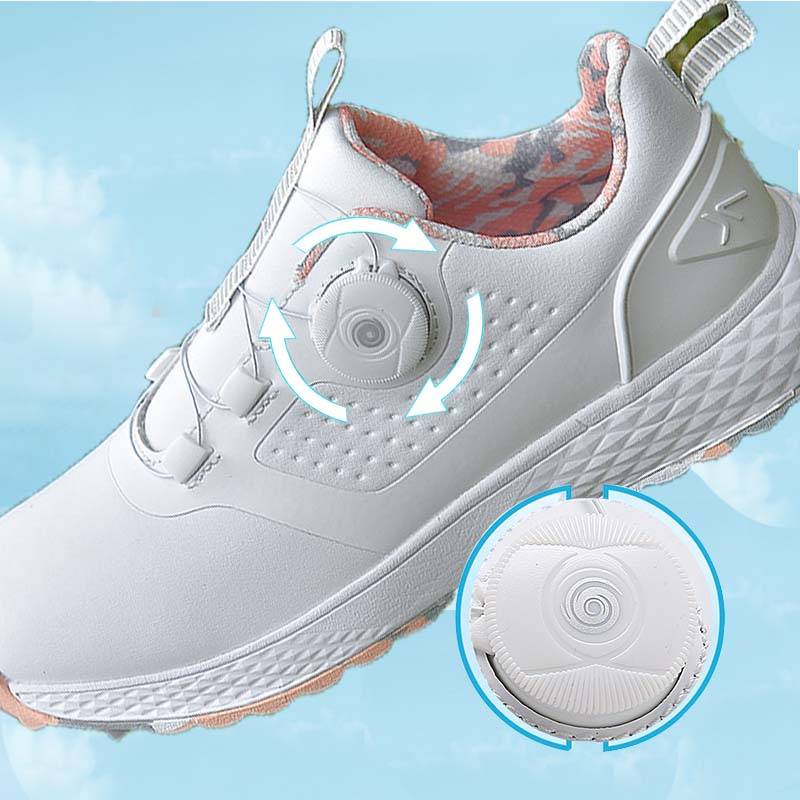 A new 2024 for a girl with golf shoes for summer