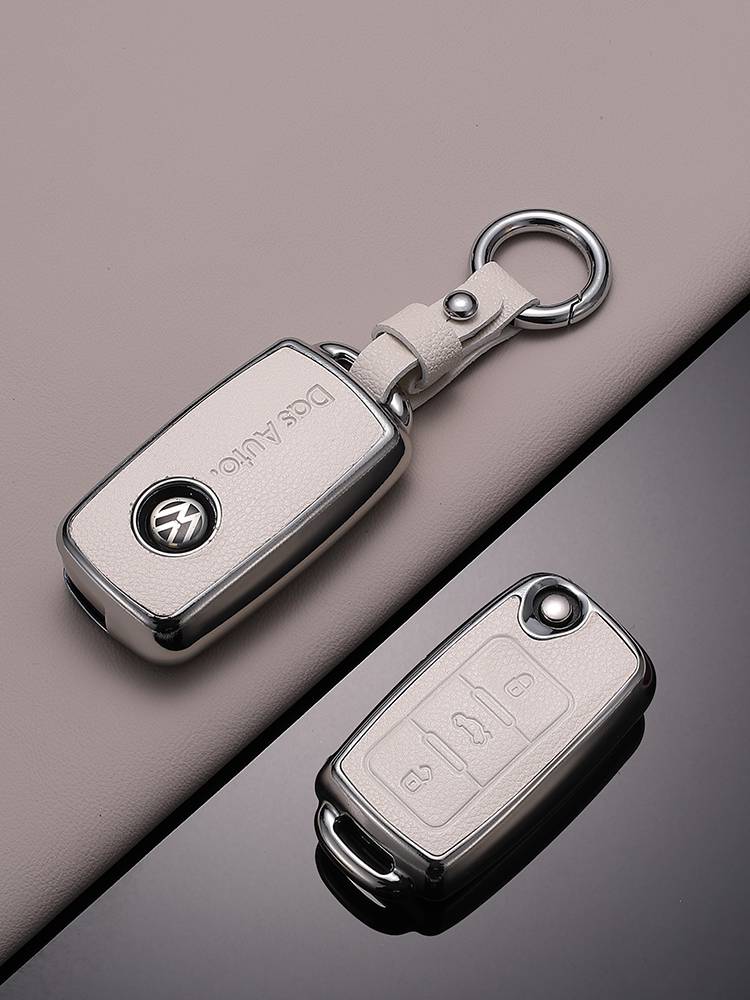 The public is making a key set for the C.C. Pasatpo to polo to see the L.A. Golf seven buttons