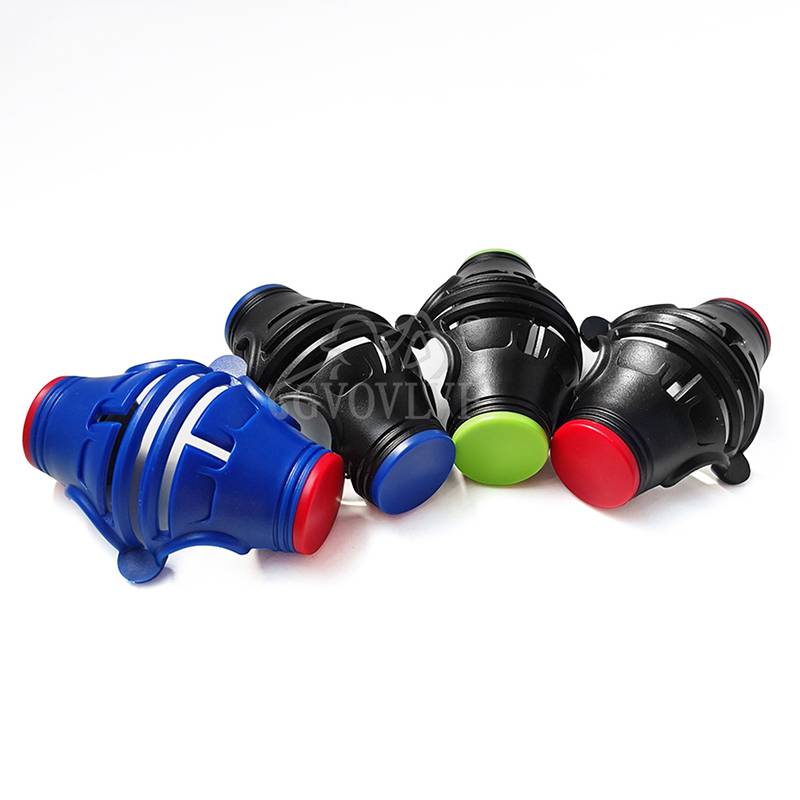Golf Liner 360° Rotating Painter offers two lined pens and multiple lined rods