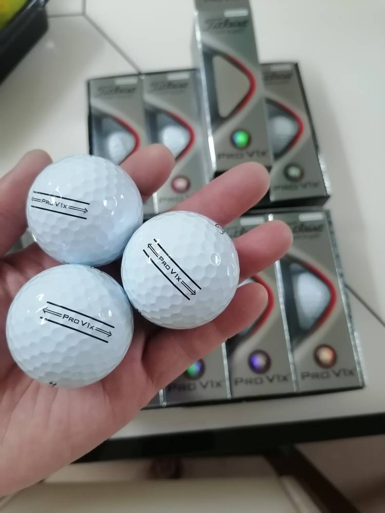 Titleist Tatelis, three-and-a-four-story golf ball down the game