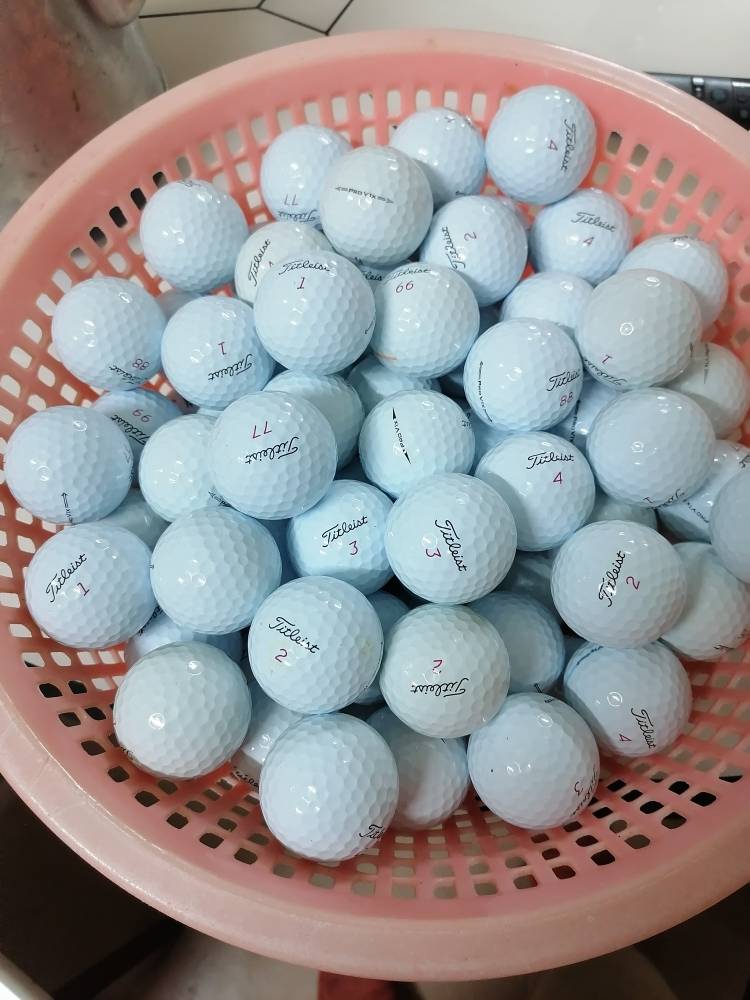 Titleist Tatelis, three-and-a-four-story golf ball down the game