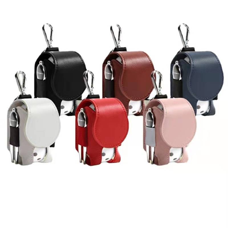An outdoor golf bag, a golf bag, a key to a golf bag