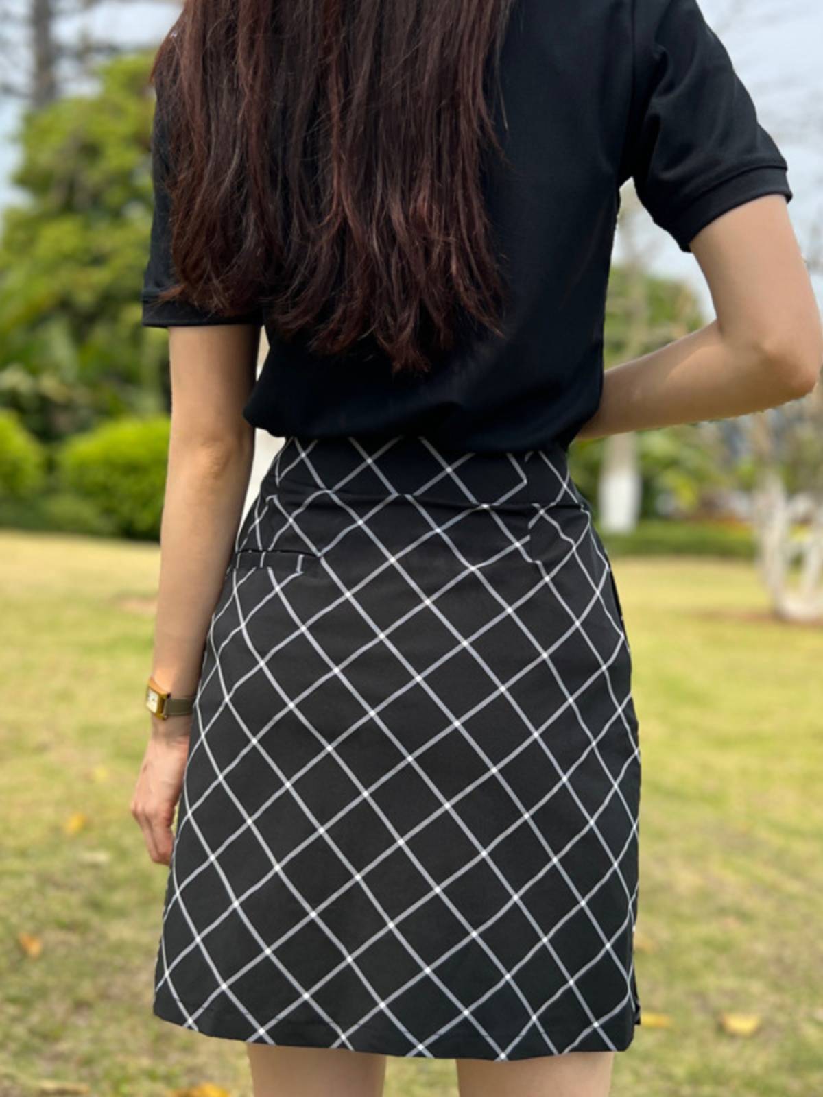 Gathering Golf Female Casual Sports Sports Sub -Sleeve Top Sleeping Deloma Strip Bar body A -line skirt