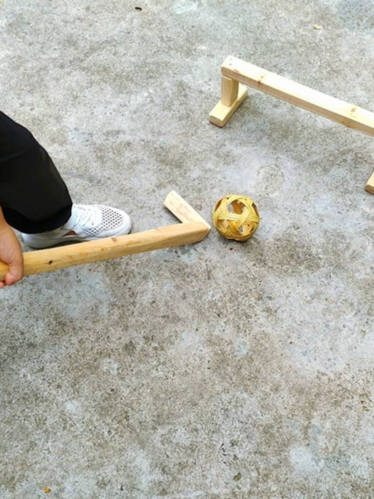 Kindergarten Outdoor Toys Wooden Cunning Stock Pushing Pushing Pushes Gliming Knight Porch Pill Game Equipment Wood Products