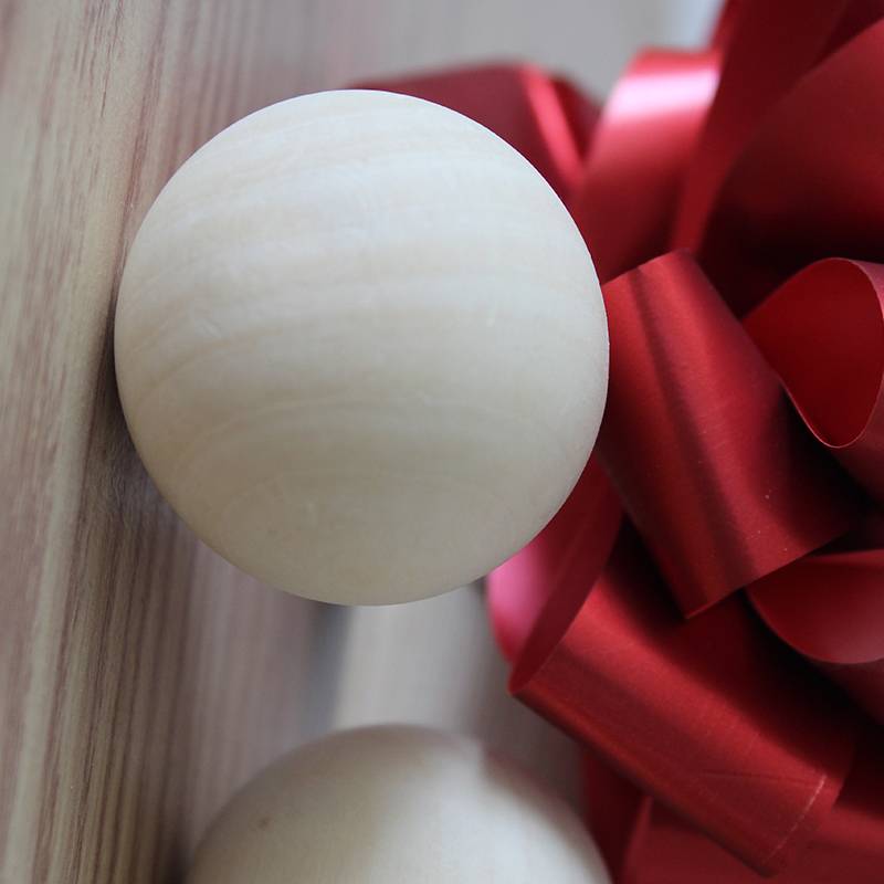 5cm wooden ball