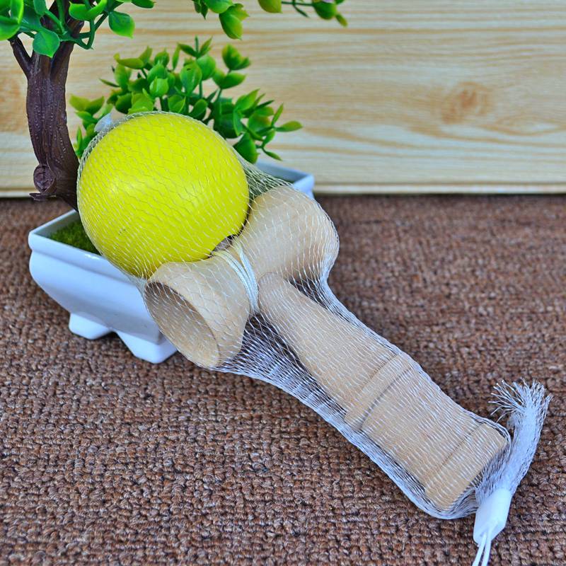Large sword ball (yellow)