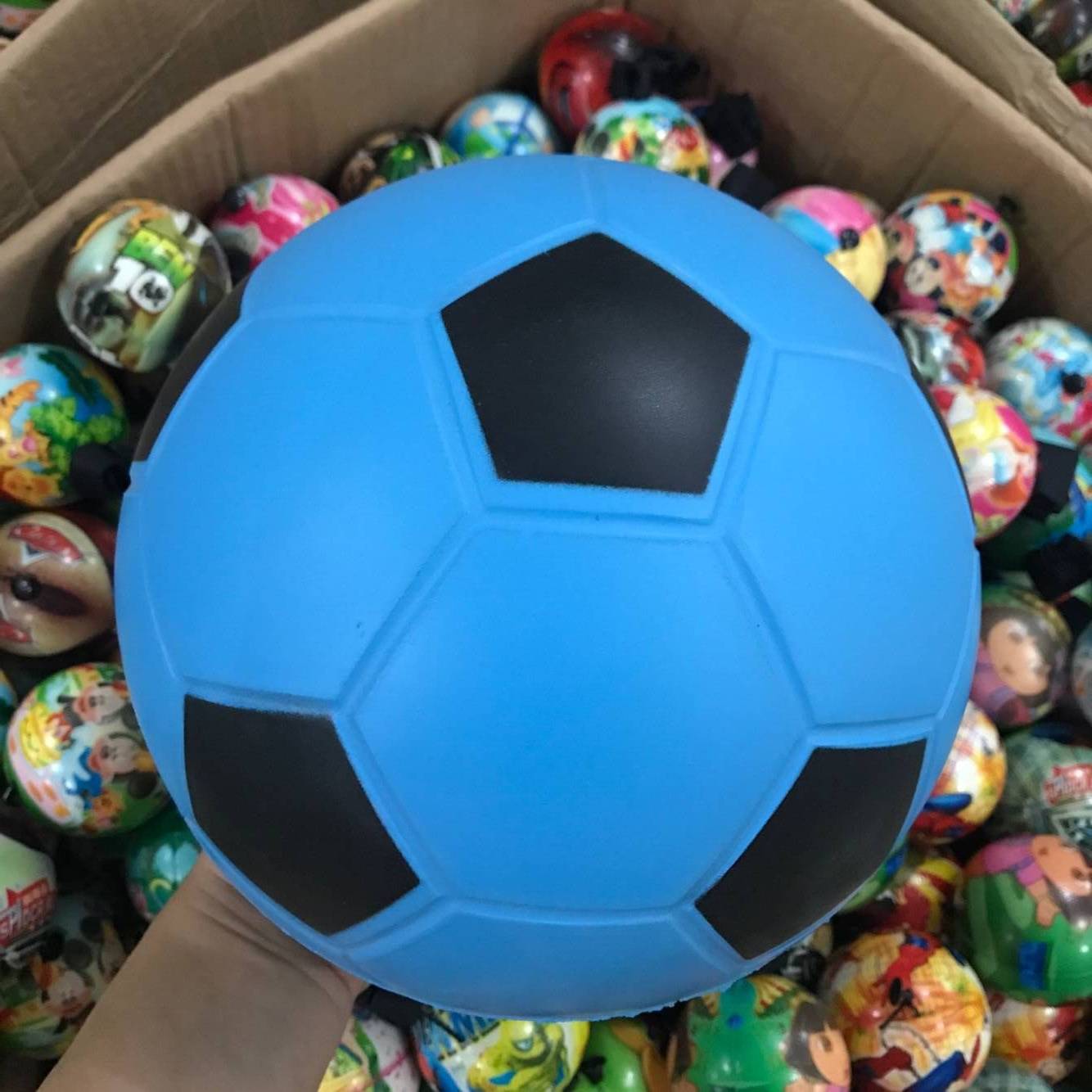 20 cm blue football