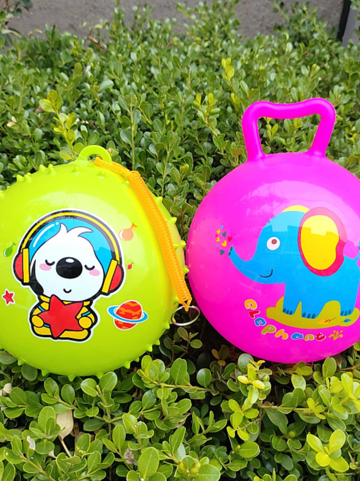Babies can bite the ball baby, baby, baby, shooting handle, watermelon ball, children's inflatable hand grab toy small ball