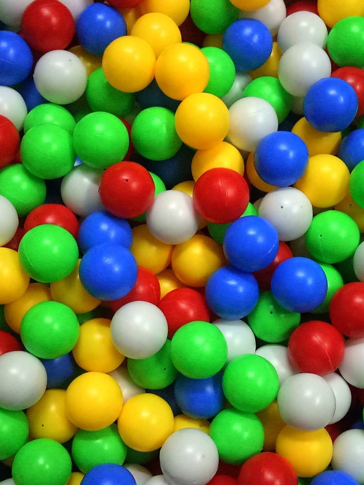 HDPE hard shell hollow plastic ball color plastic ball toy ball accessories bottle blowstracks blowing ball ball