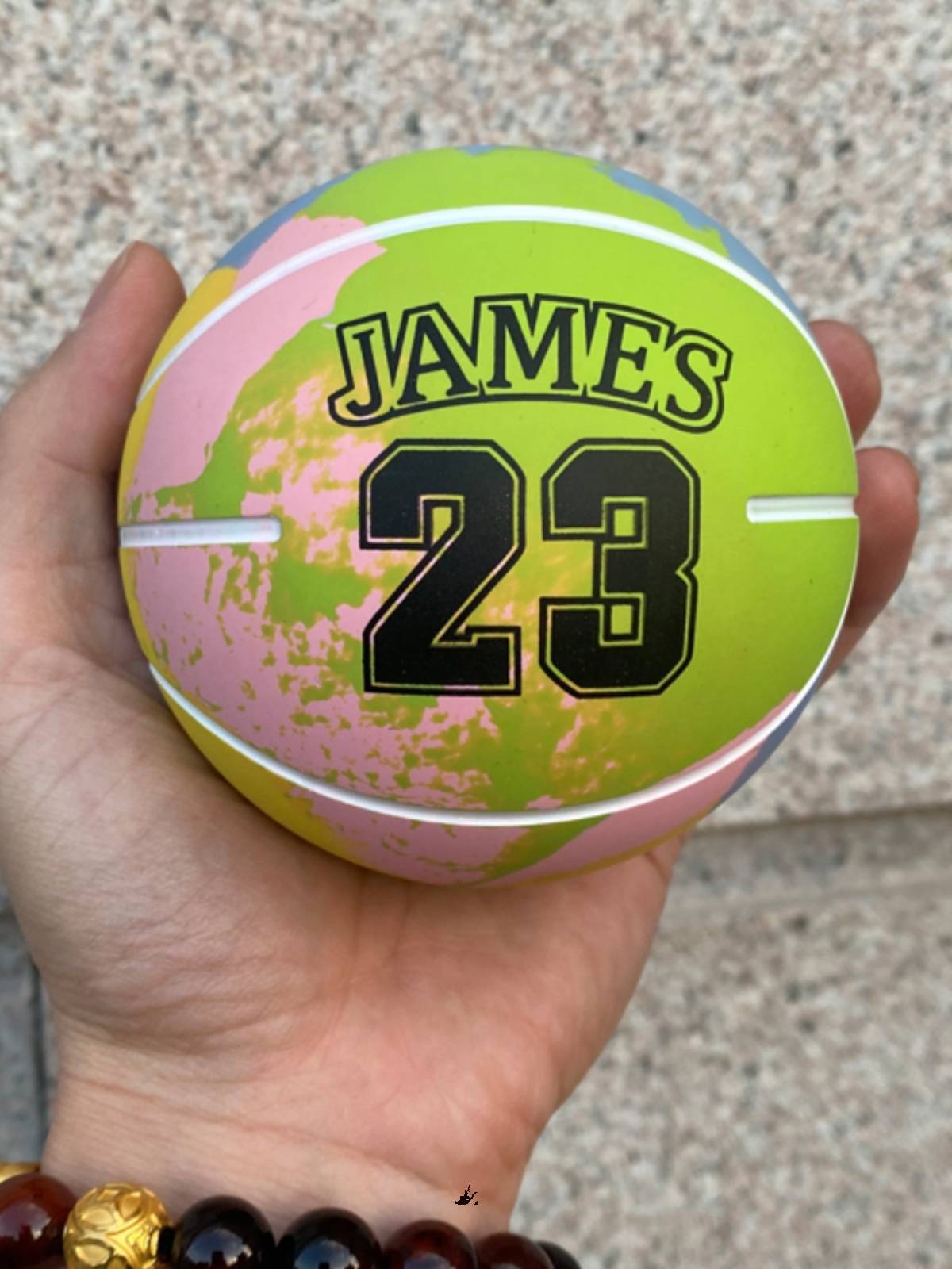 Douyin explosion elastic ball Children's toys toy rubber -free large mini basketball outdoor bombs jumper duser