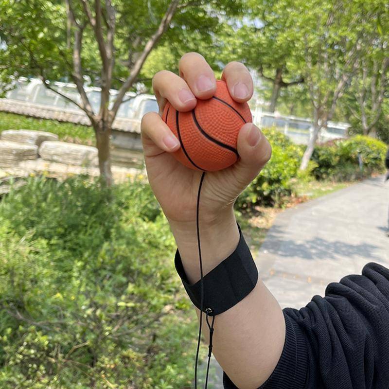 Wrist elastic ball with rope rubber shaking balls, children's toy football wrist players throw back the force ball unzip artifact