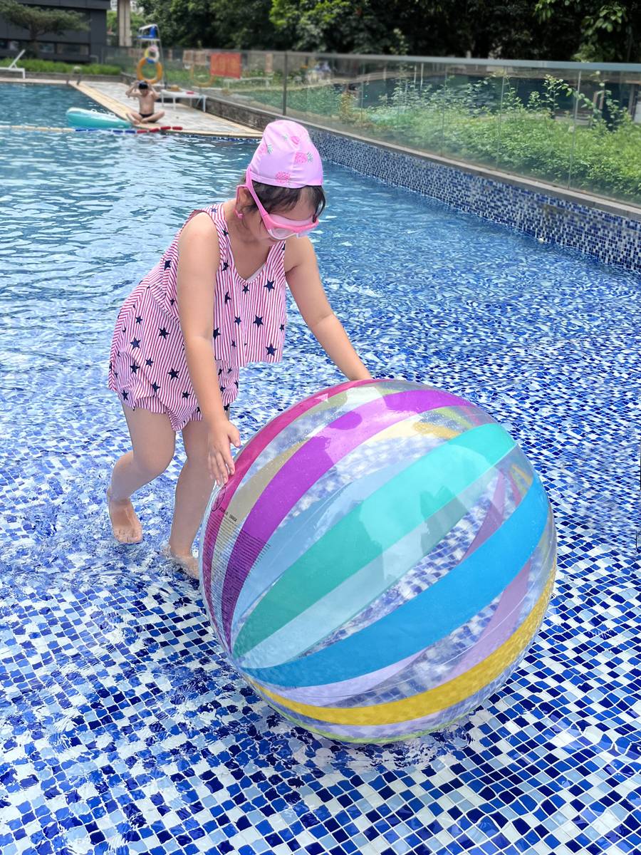 Water Paradise Beach Yoga Swimming Pool, Water Games Super large inflatable volleyball player shooting ball floating toys
