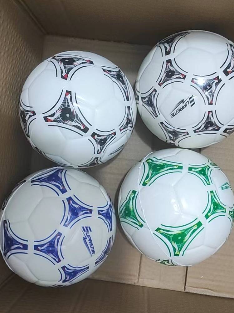 15 cm sponge ball Children's toy kindergarten mini blue ball soft real heart pitch ball racket shooting football tennis