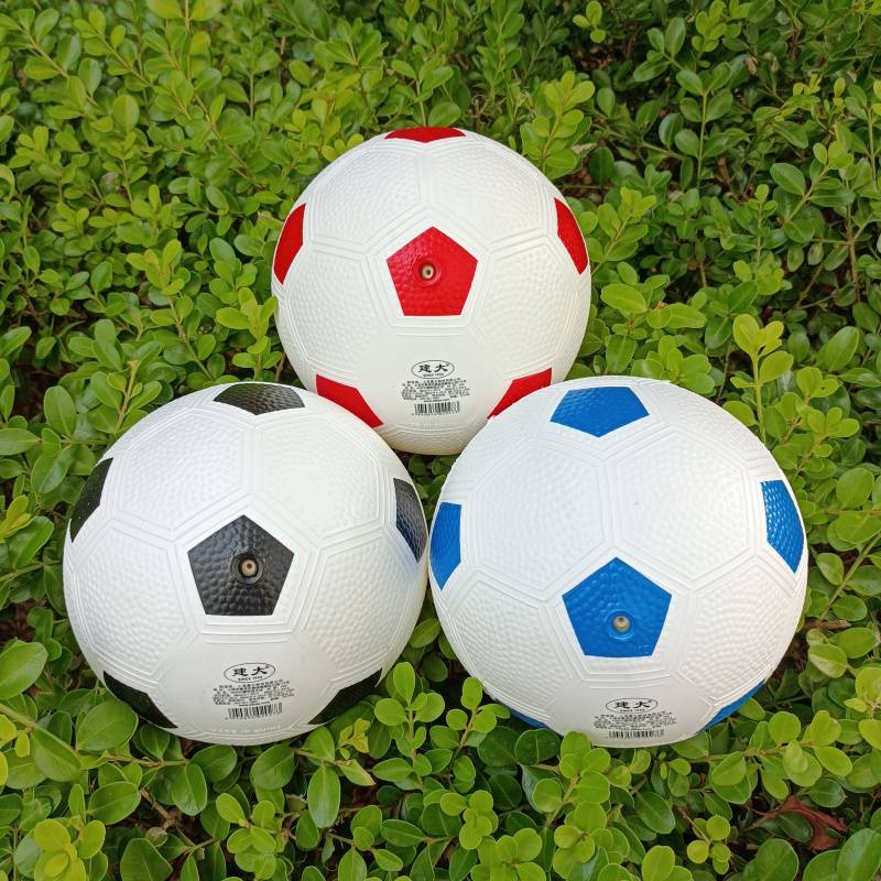 Children build a big football inflatable blue ball elasticity thickened baby and kindergarten small leather ball outdoor babies to shoot toys