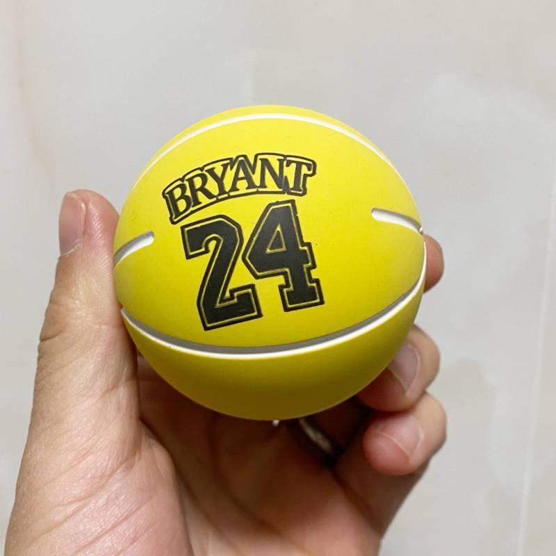 6cm diameter hollow yellow and green family No. 24