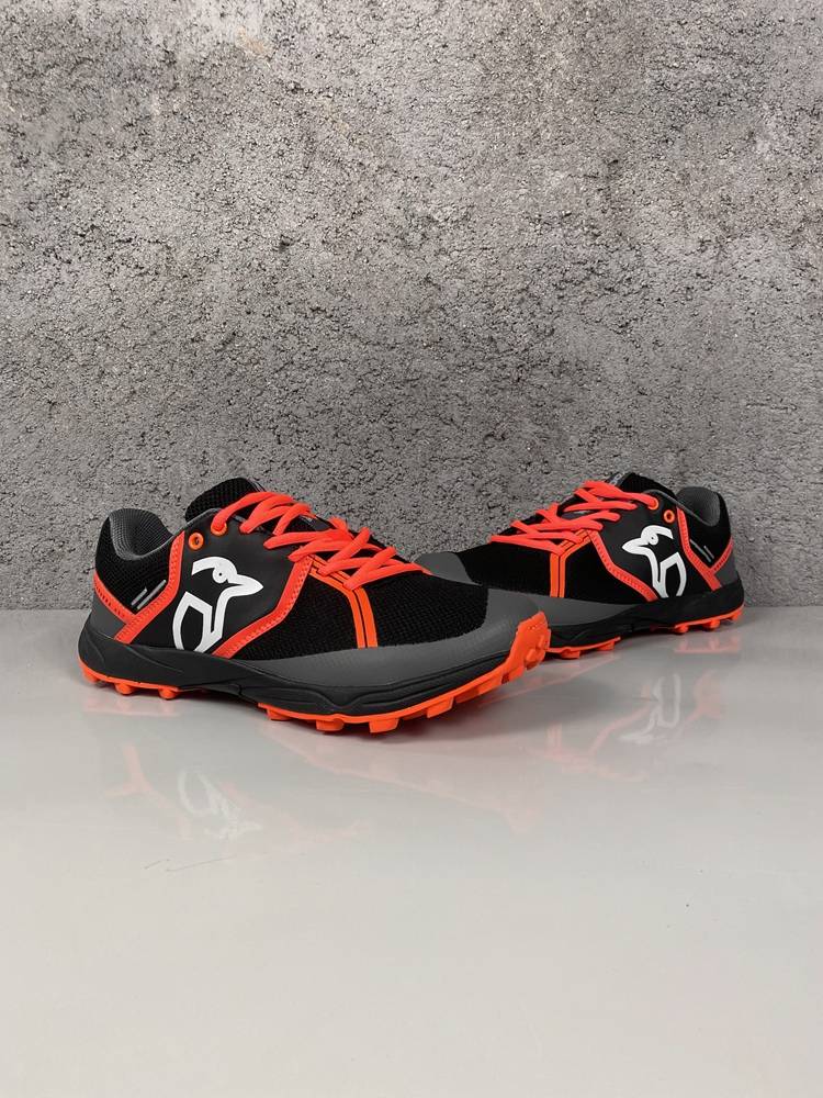 Cross -country running shoes men's and women's outdoor air -breathable sneakers gripped non -slip sticks and balloon shoes light shock absorption of shocking sneakers