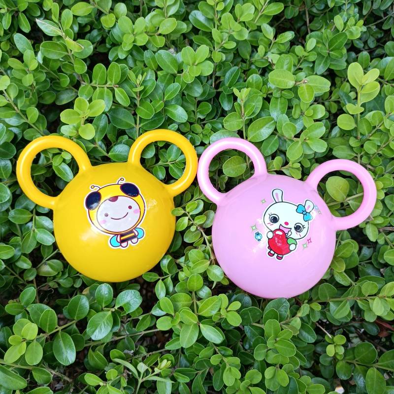Children's bell ball newborn 1 -year -old infant garden inflatable 1 hand grabbing baby cartoon elastic small leather ball toy