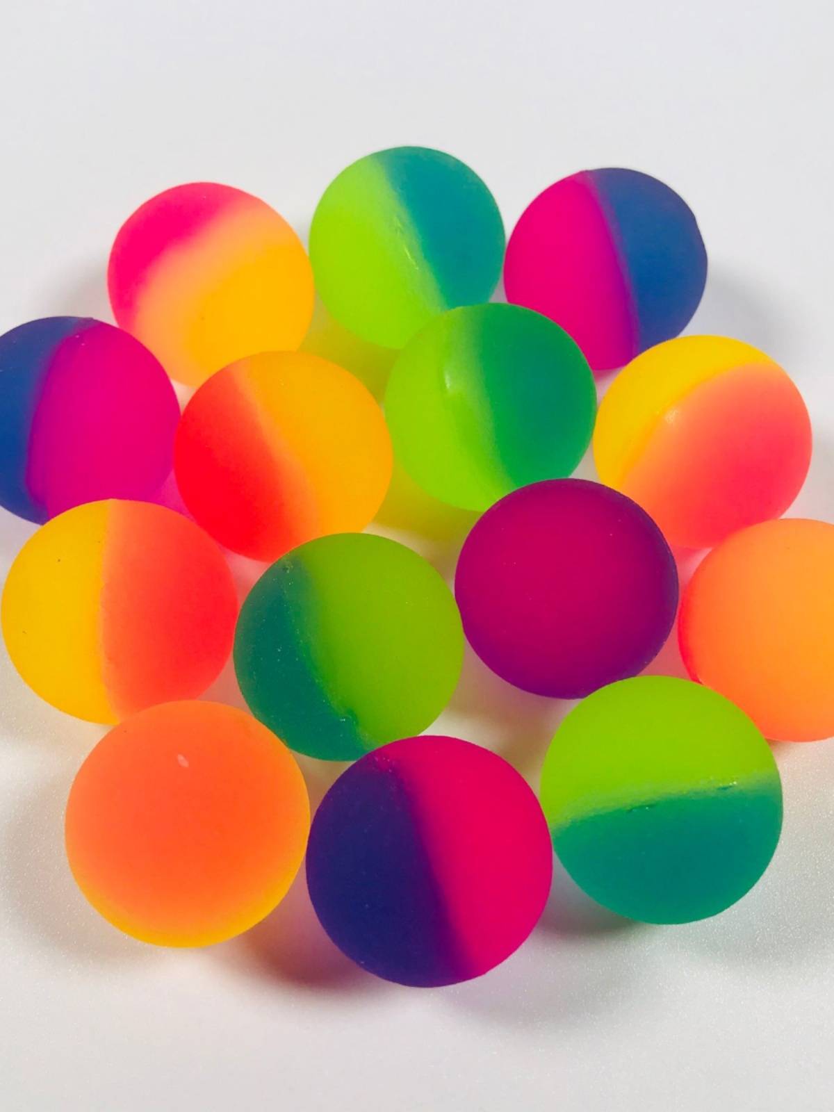 25mm candy color rubber jumping ball dual -color scrub solutions solid elastic ball Rainbow colorful floating water ball juggling ball