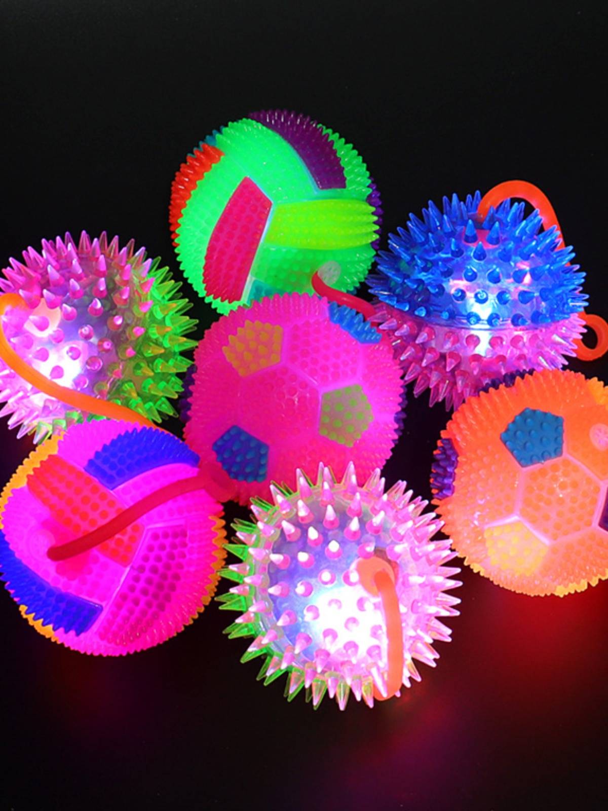 New light -glowing and inflatable ball elastic flash fluorescent ball shooting leather ball floor night market toy manufacturer