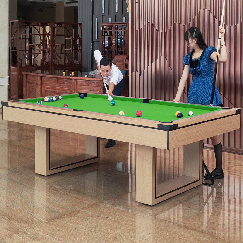 Seven -foot minimalist Wei Pinai