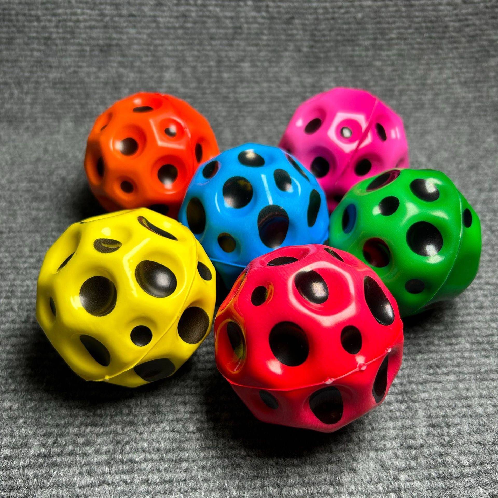 Moonstone Bullet Balls Children's Toys High Bulk Hole Pole Poats Solid PU Foam Poor Pilling Polo Toy