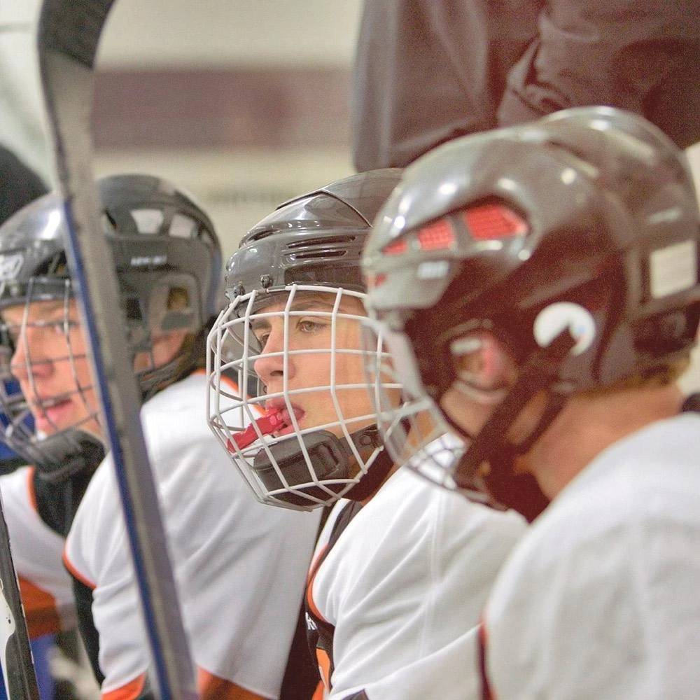 2024 US imported ice hockey dental shock doctor children's ice hockey braces hood hockey baseball with long rope