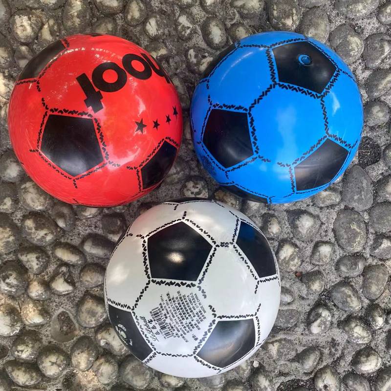 Kindergarten small leather ball toy children practice inflatable elastic shooting ball men and female baby leather ball football football jumper