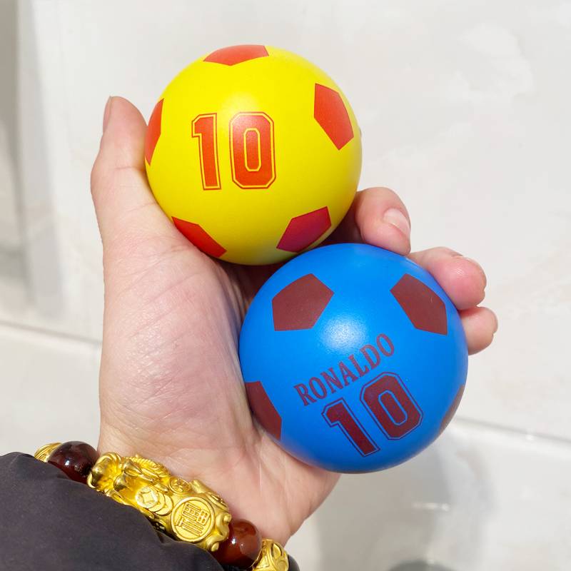 6cm small yellow+blue small football