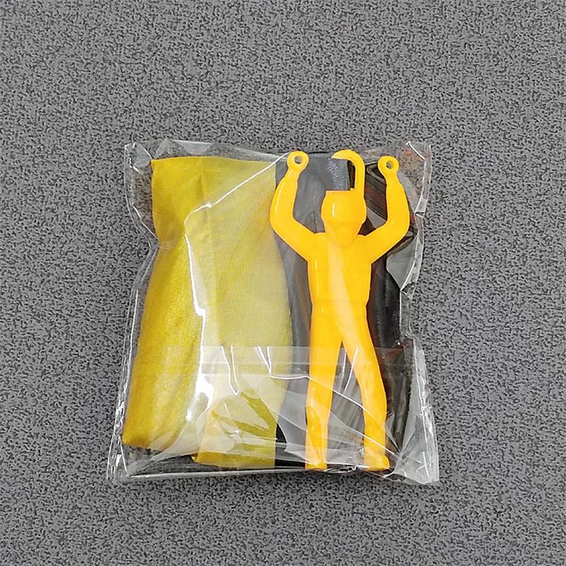 Yellow parachute one pretend
