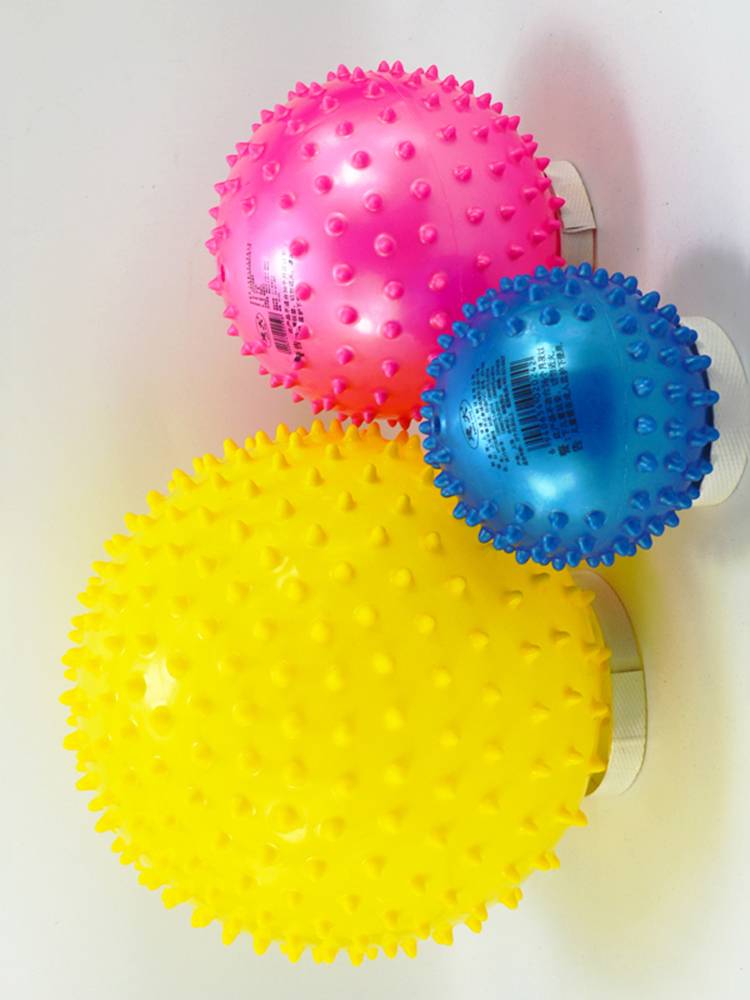 Kindergarten soft massage ball children's sense training elastic leather ball dance rhyme fucking player grabbing thorns toys