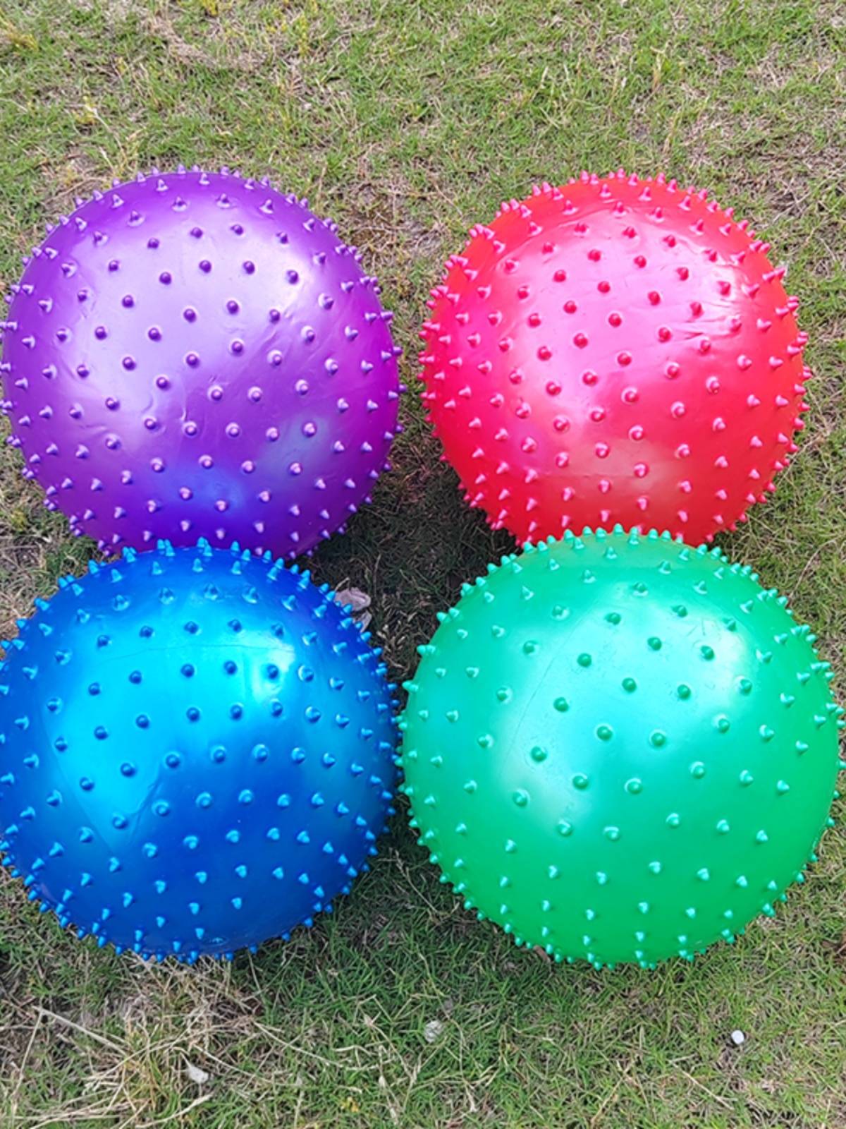 Children's Sensing 35CM massage ball toy kindergarten 9 -inch soft hedgehog ball baby inflatable