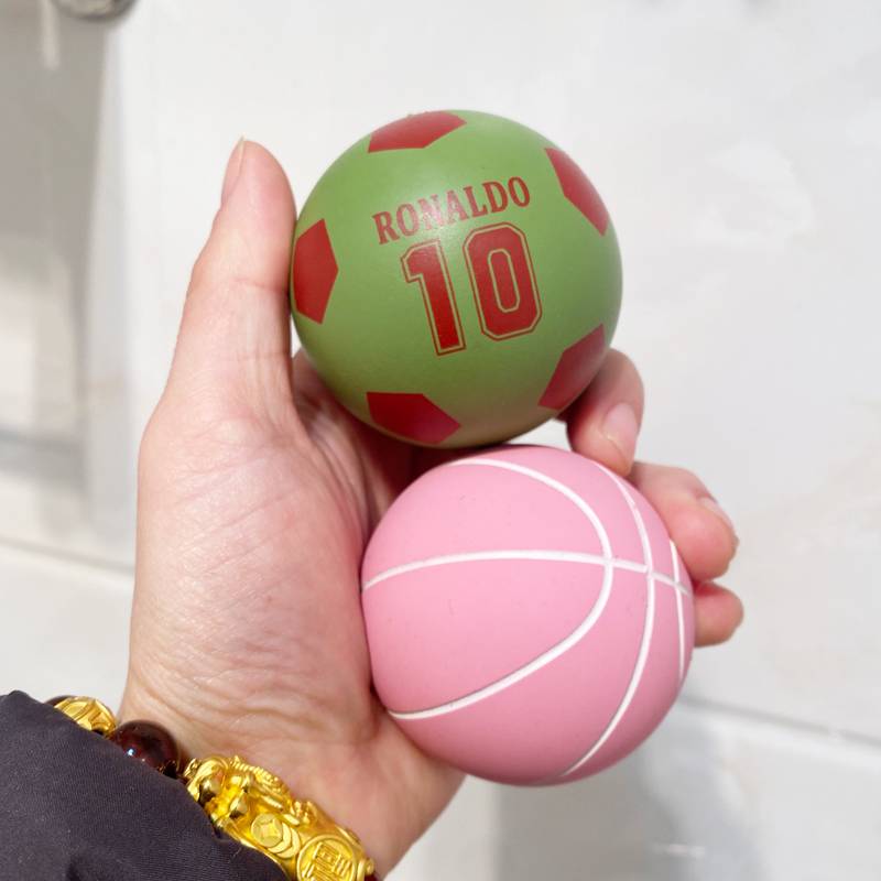 Green small football+pink little blue ball