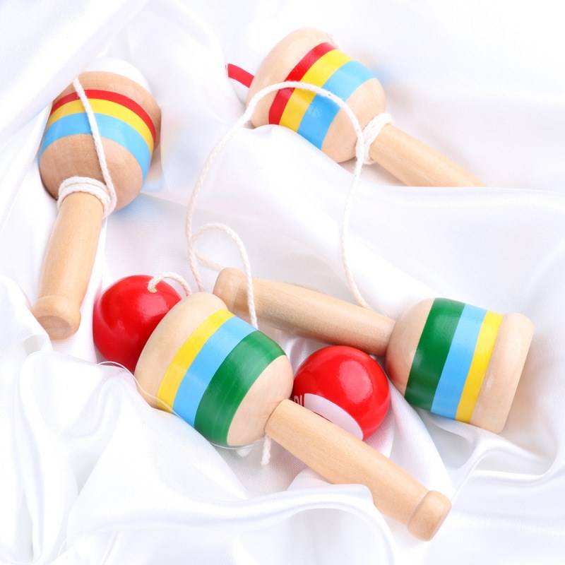 Children's export Japanese wooden skills cup ball sword ball exercise baby and eye coordination toys traditional game