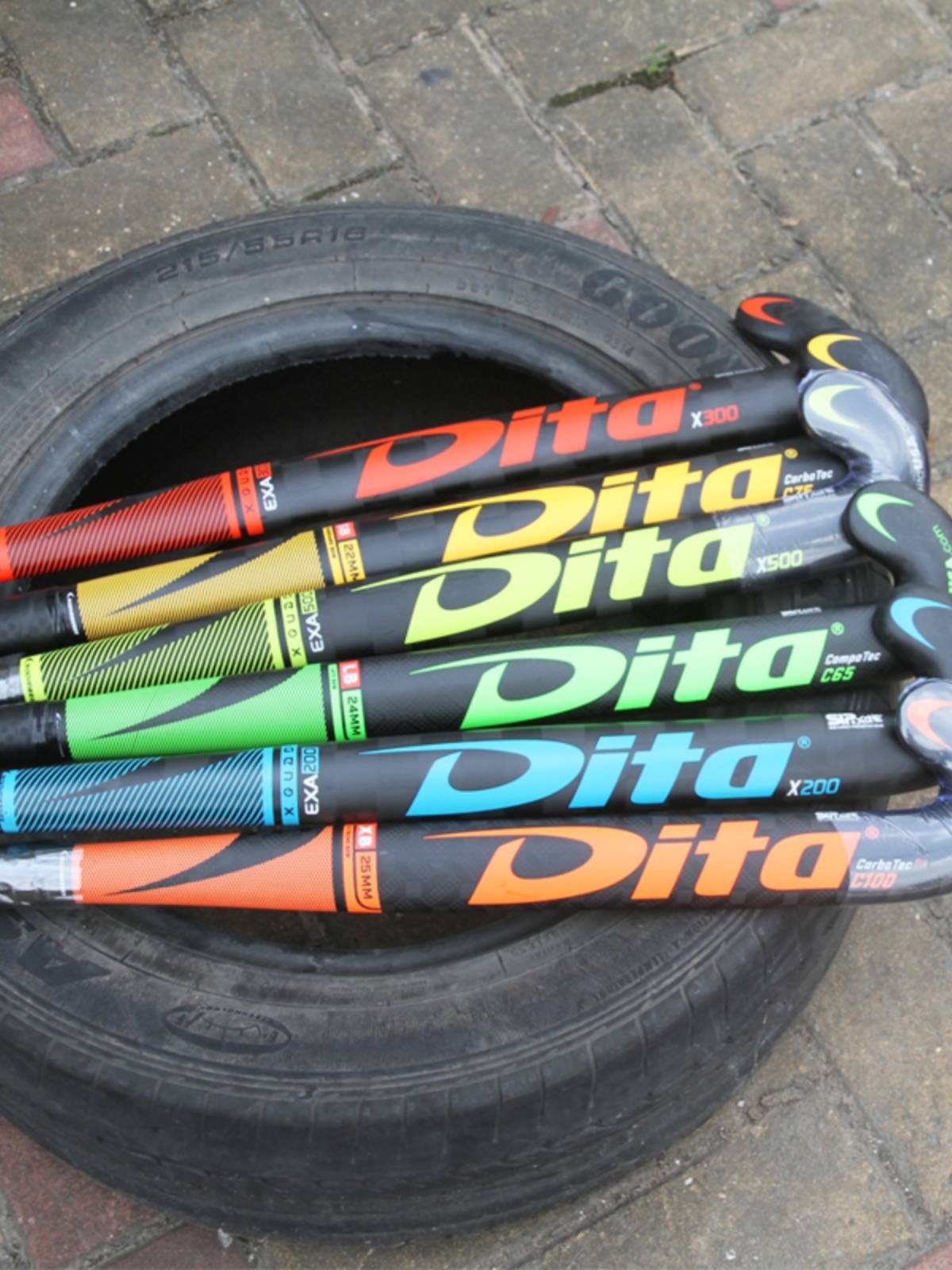 Dita carbon-based hockey